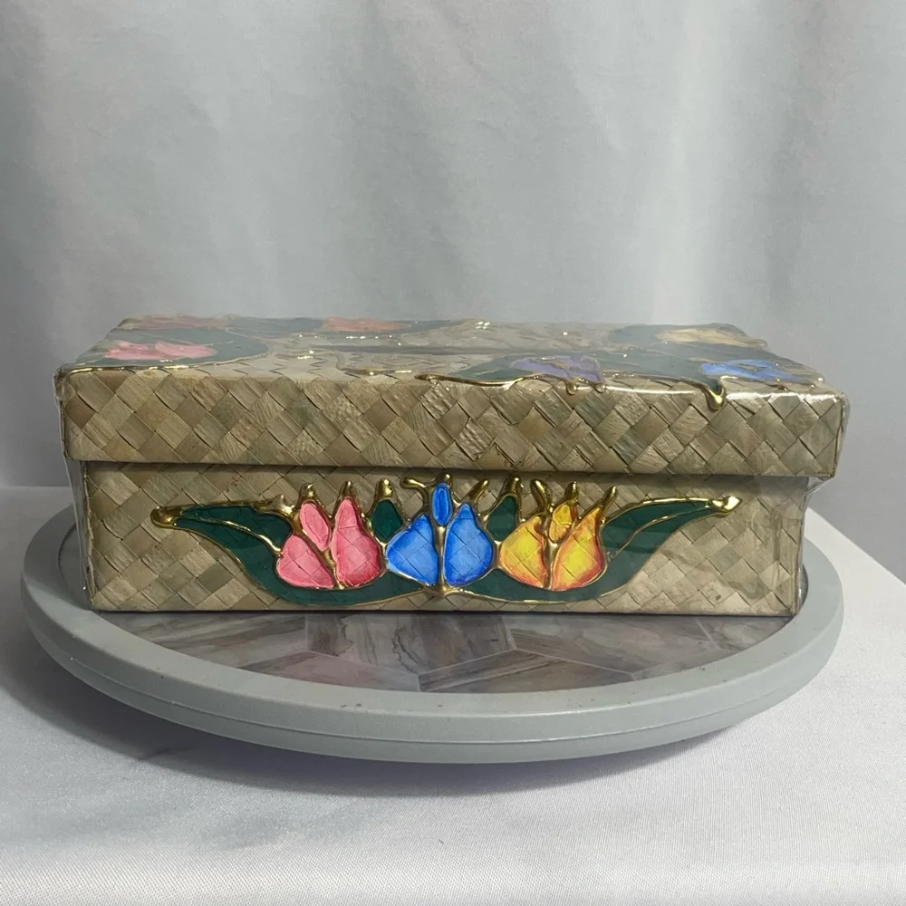 Philippines Woven Tissue Box Cover Hand-Painted Flowers Gold Accents 9.5”
